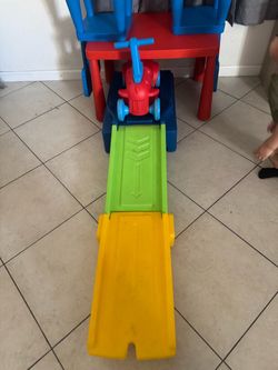 Kids Ride-On Toy with Launch Ramp