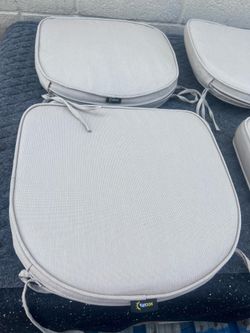 Outdoor chair cushion