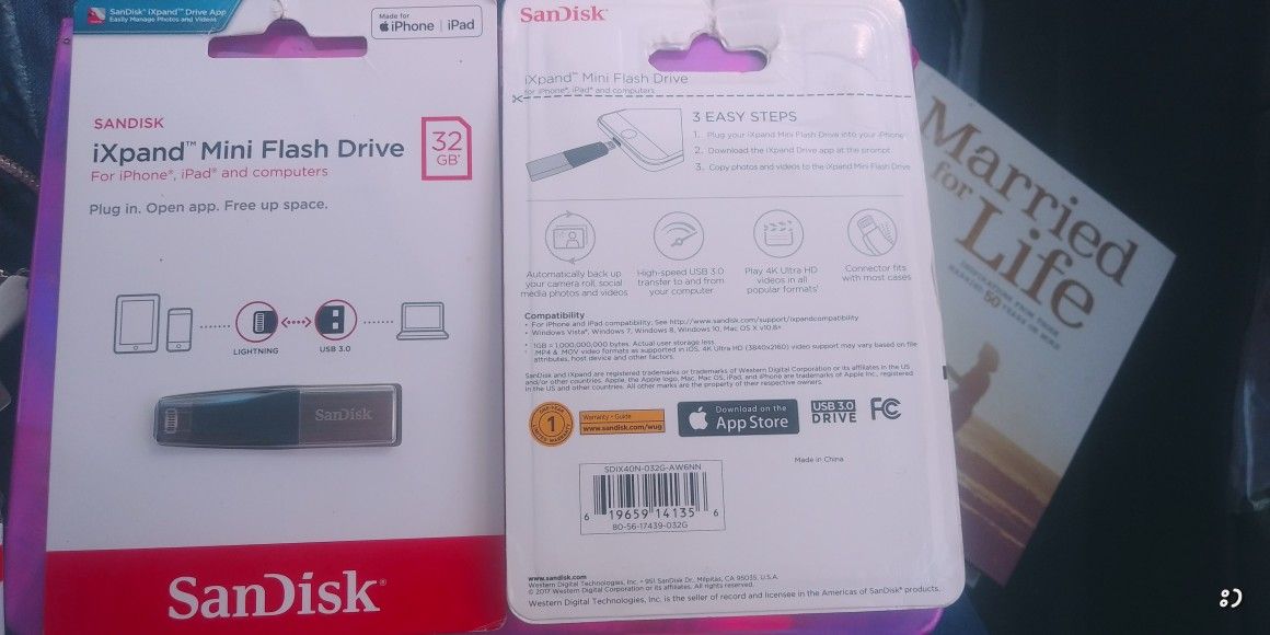 2 SanDisk 32GB