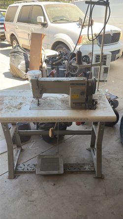 Industrial Mitzi swewing machine