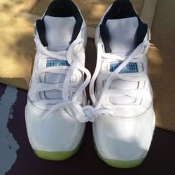 Jordan Retro 11 Low Legend Blue