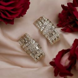 Ladies Fashion Hoop Earrings 