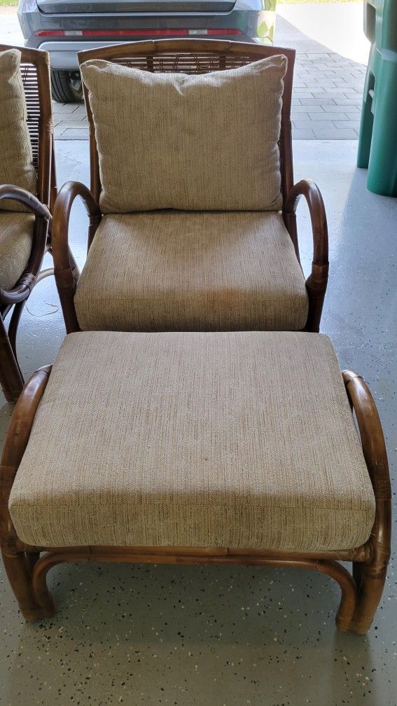 Used Artefacto Lounge Chairs - GREAT OPPORTUNITY