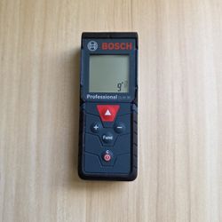 Bosch GLM 30 (100 feet) laser measure.
Firm on price. Please read before
responding.