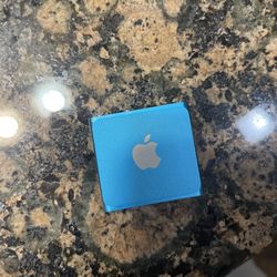 ipod shuffle 4th gen