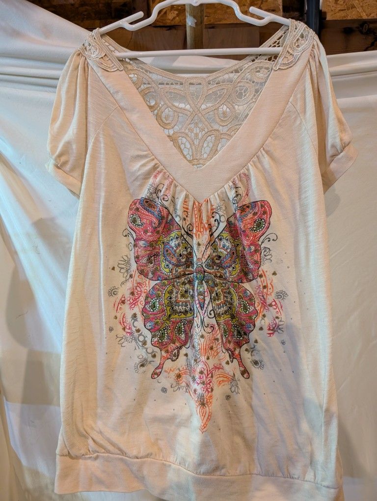 Love Rocks Butterfly Short Sleeve Blouse Size Large Junior
