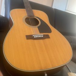 Eterna EF-21 Acoustic.     Missing Last String But In Good Condition
