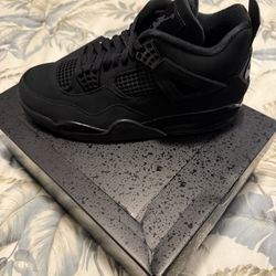 Air Jordan 4 Retro Size 10.5 