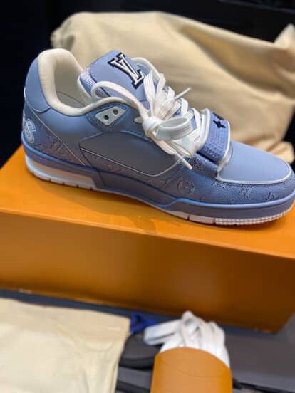 Lv Sneakers