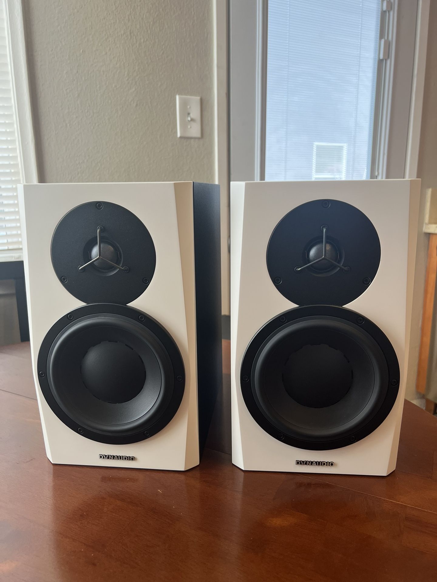 Dynaudio LYD 7 Studio Monitor Speakers – Mint Condition