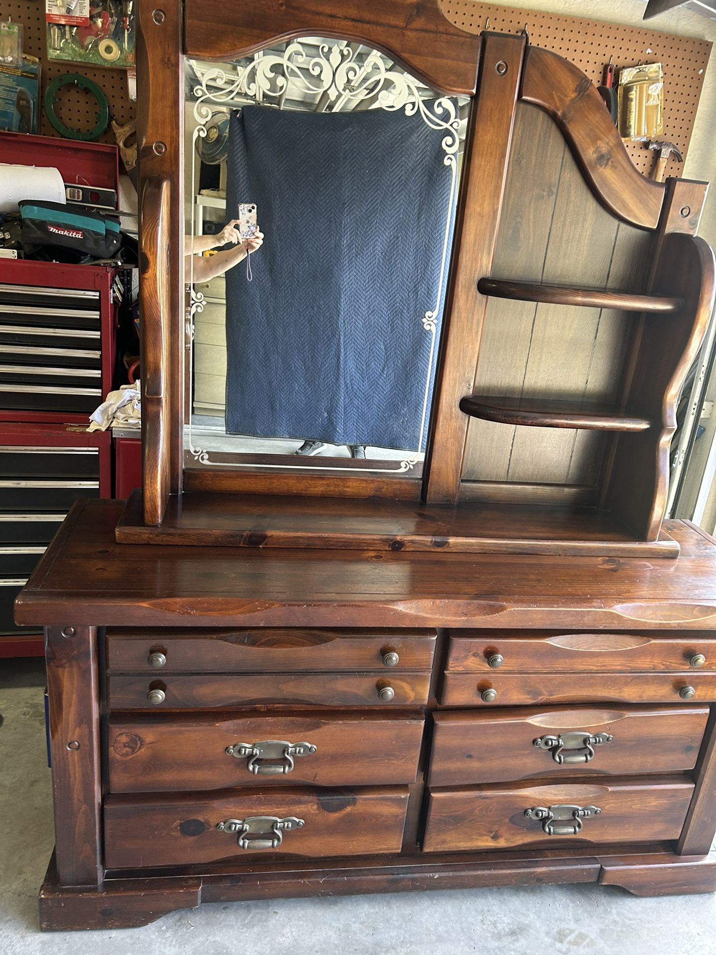 Queen Size Bedroom Set