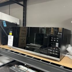 Low Profile Microwave 30’ LG Black Glass Window Over The Range