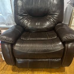 Leather Reclaiming Chair 