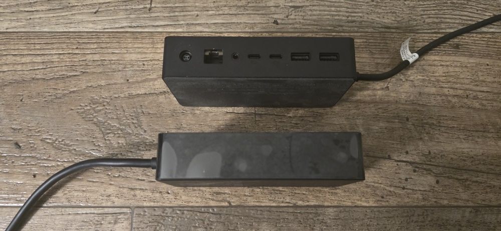 Microsoft Surface Dock 2 1917