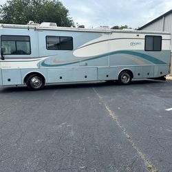 2001 Fleetwood Discovery 34q Diesel Pusher