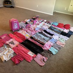 5-6t Outfit With Lot Off Stuff