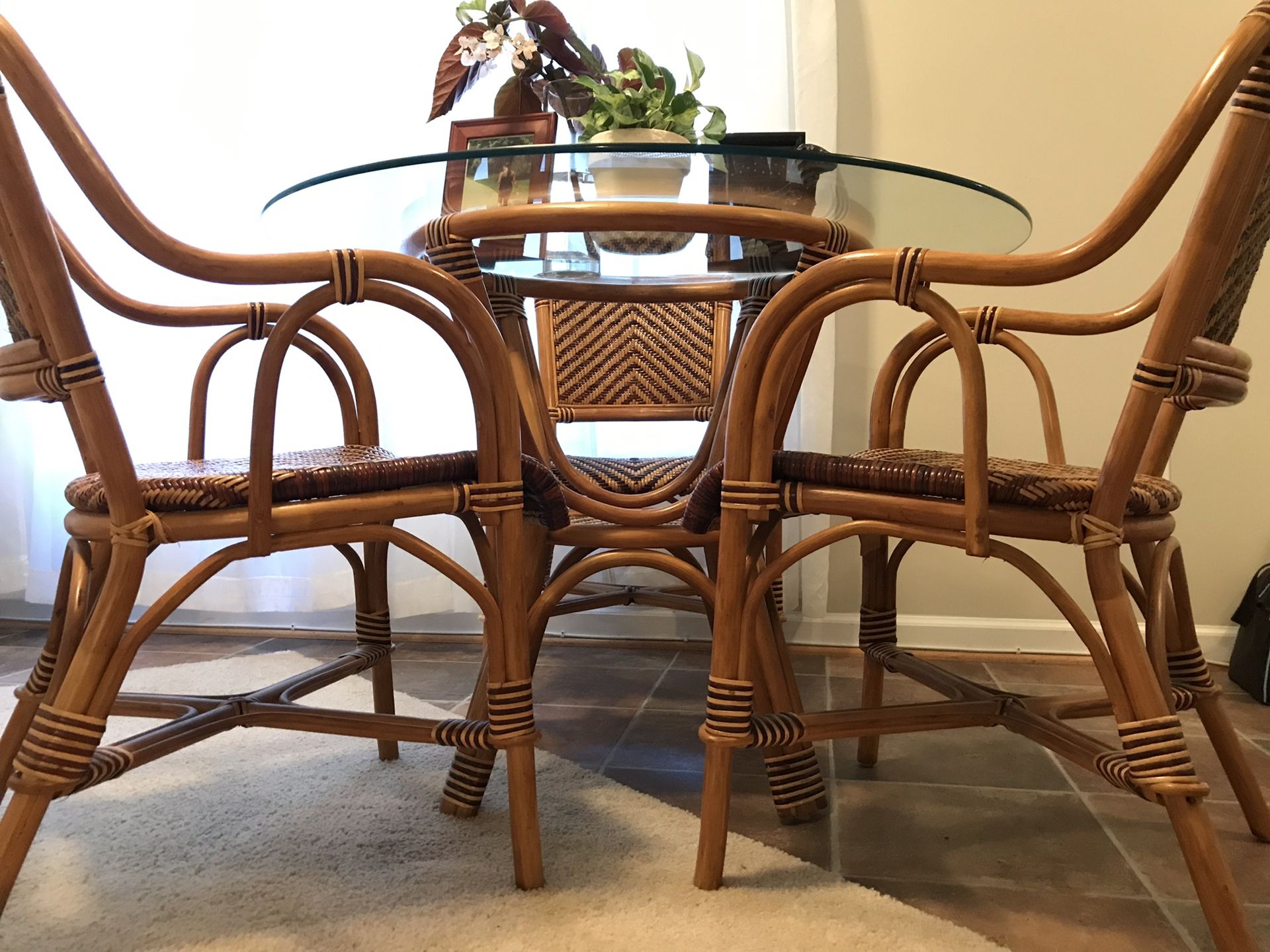 Retan table set with glass top