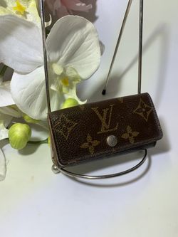 Authentic Louis Vuitton Monogram 4 Key Wallet