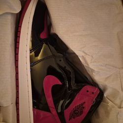 Air Jordan 1 Patent Bred