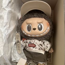 Labubu The Monsters VANS Vinyl Plush Doll Limited Edition - Rare Item