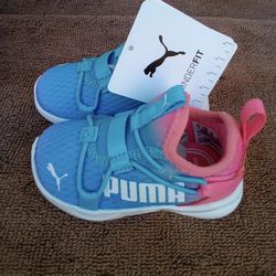 Puma Slip -on Sneakers Tennis Shoes 4