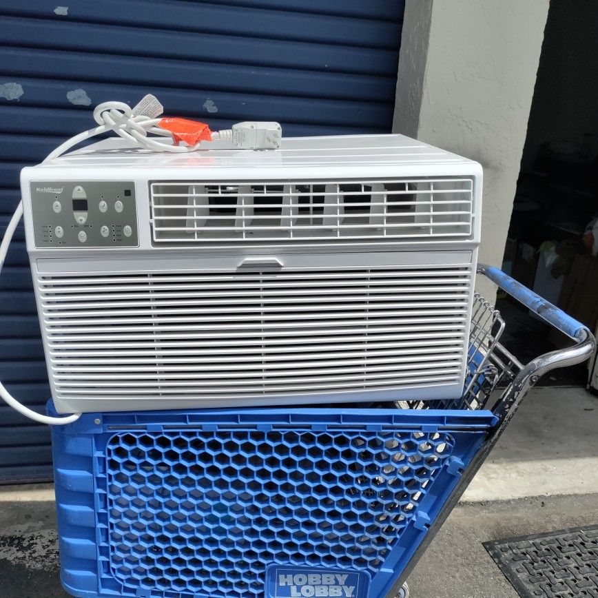 like new cooltron 8000 BTU window unit with heat and warranty
