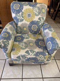 Accent chair