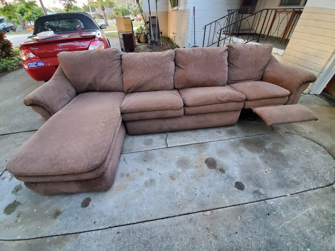 La-Z-Boy Sectional Lounge Recliner Couch