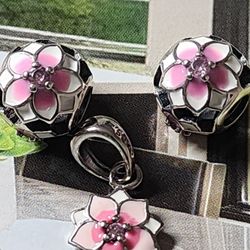 Pandora Dahlia Flower Charm Set