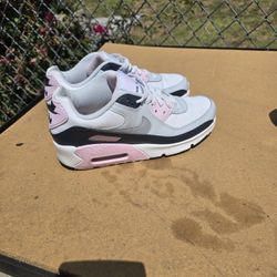 Womens Nike Shoes Size 8