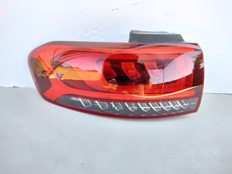 2020 - 2023 MERCEDES CLASS GLB X247 LEFT TAIL LIGHT
