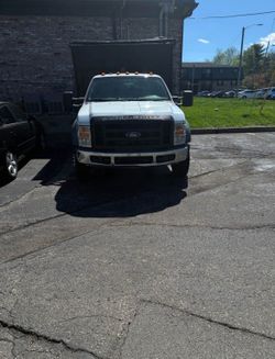 Ford F550 dump truck