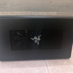 Razer Core X Thunderbolt 3 eGPU Enclosure RC21-0131 + 2x ThunderBolt Cables