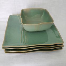 KN Dinner Plates and Bowl by KAREN NEUBURGER