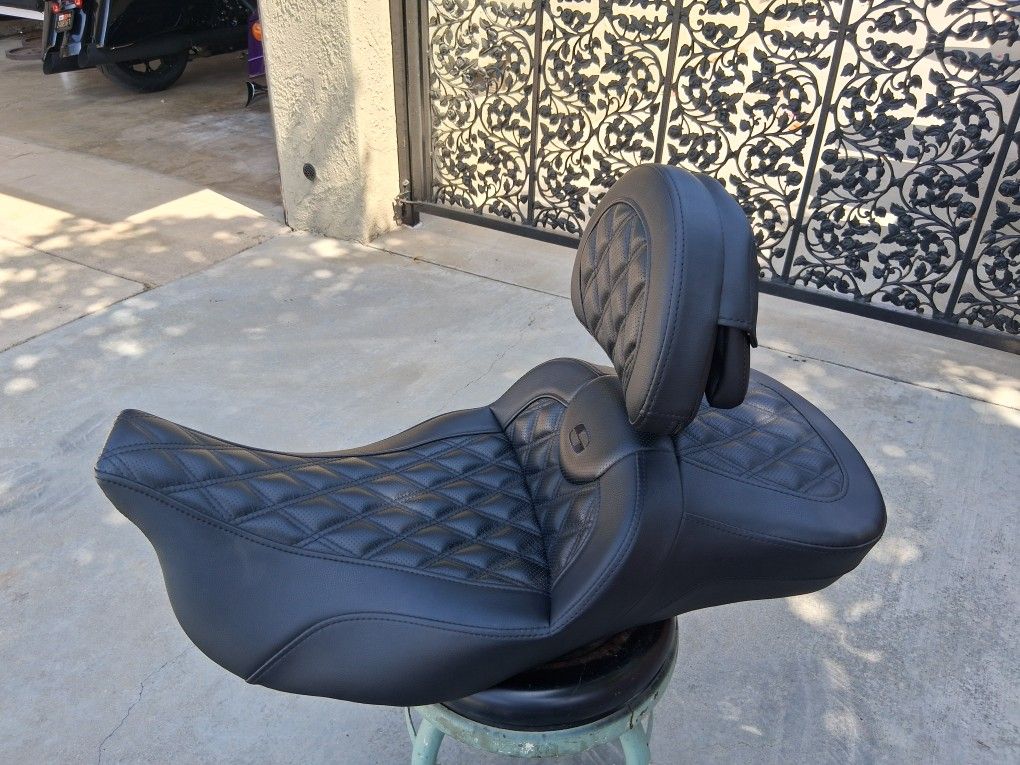Saddleman Road Sofa Seat LS Extended Reach With Driver Backrest