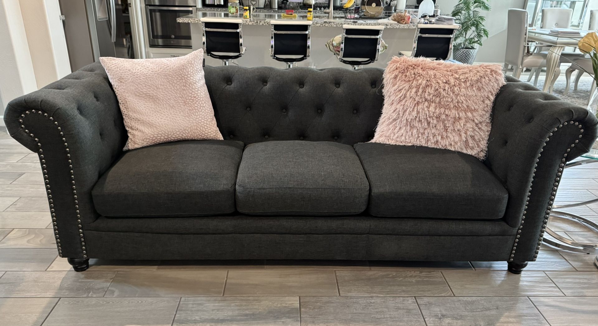 Sofa & Loveseat Set