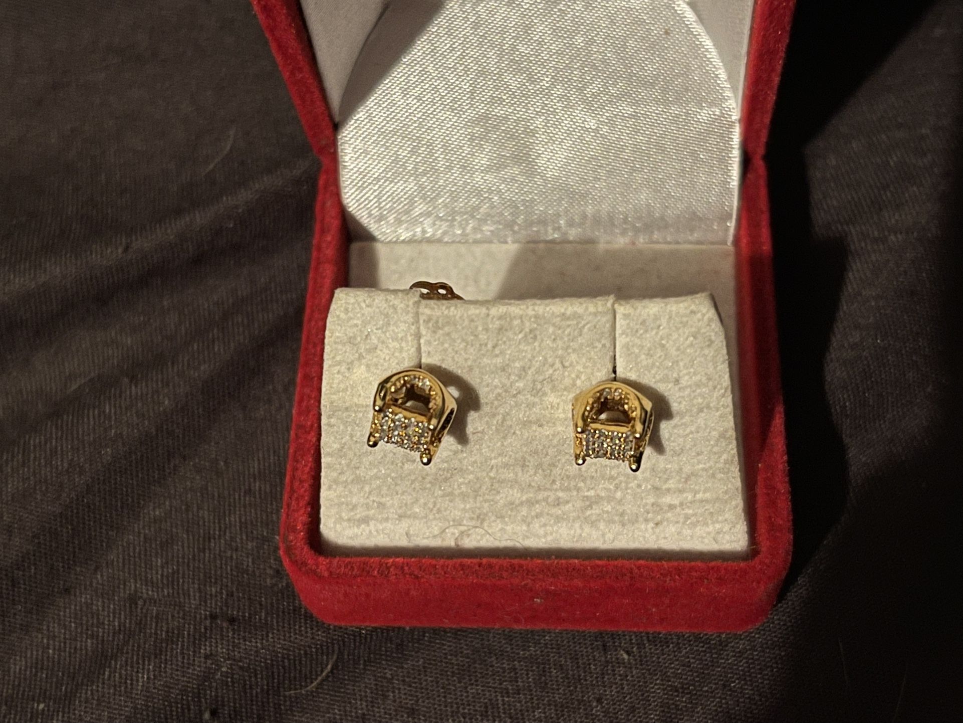 Gold N Diamond Earrings