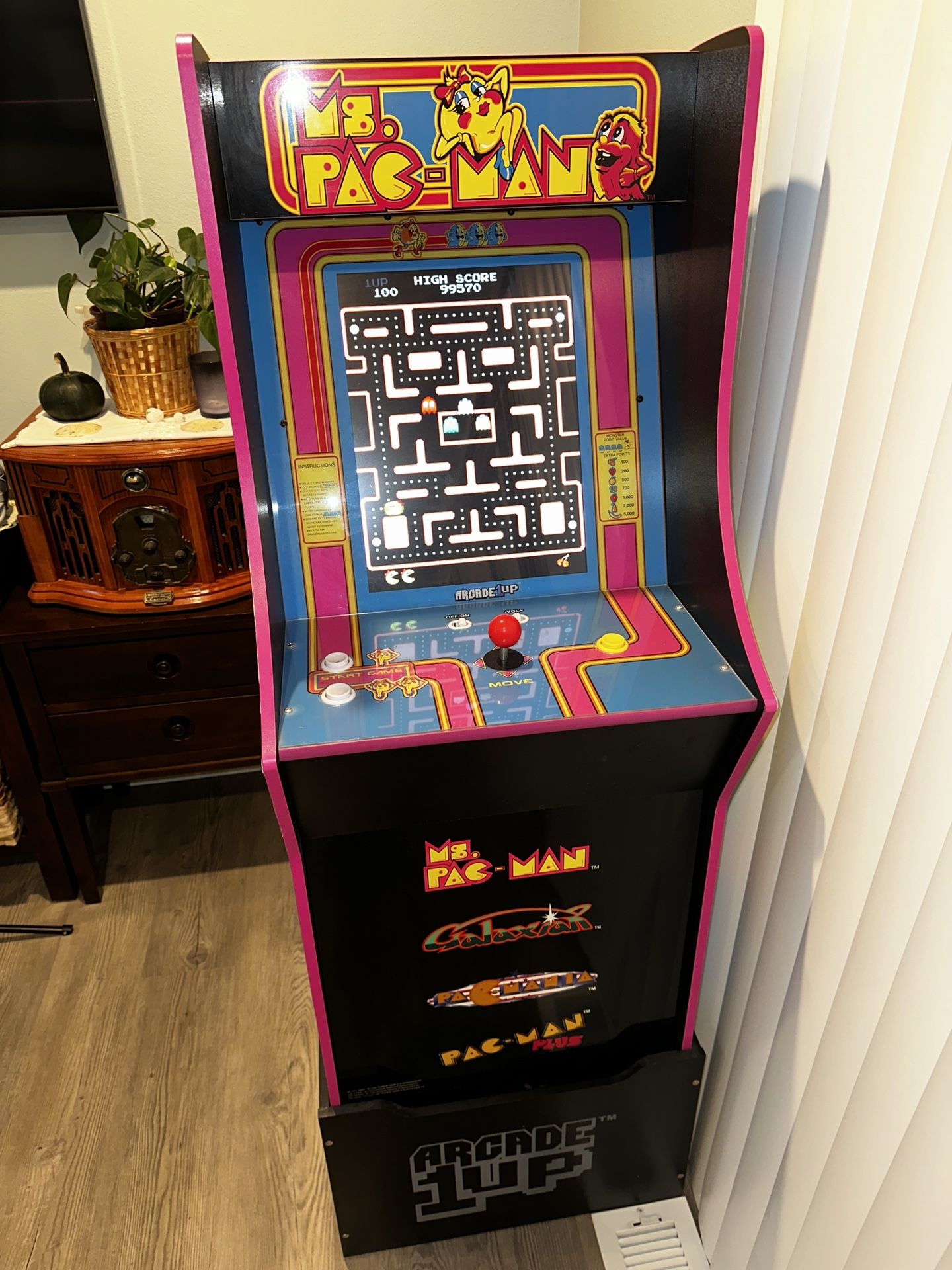 Ms. Pac-Man Arcade 1Up Arcade Game With Stand