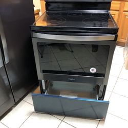 Refrigerator And Stove 