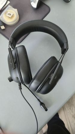 Gaming headphones