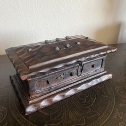 Rustic Wood Box w/Velvet Lining