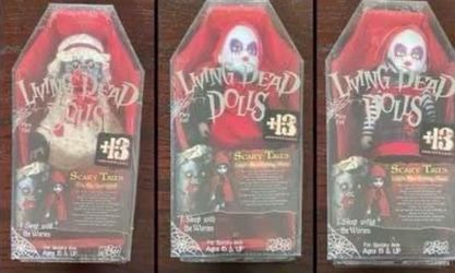 NEW Living Dead Doll Little Red Riding Hood includes Variant All this $150