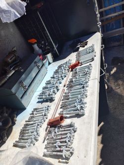 75 ancars different sizes asking$ 20 for all of them.