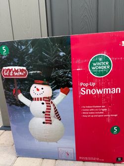 Winter Wonder Lane 5 Ft Pop-Up Snowman