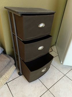 Three drawer lightweight storage container Three drawer lightweight storage container