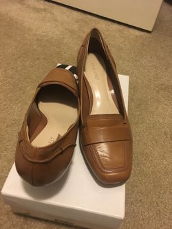 Shoes - Nine West kitten heel shoes