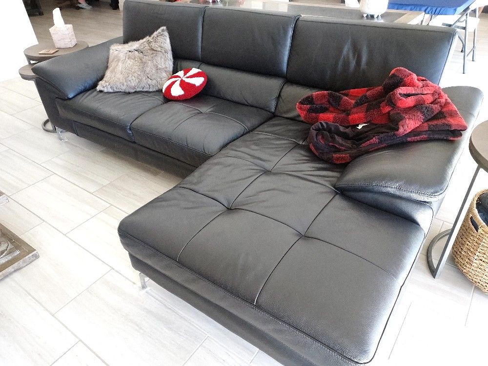 Black Leather Sectional With Ottoman