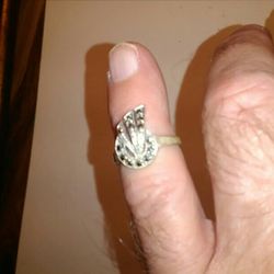 Sterling Silver Ring With 10 Points Of Diamonds. Size 6.5