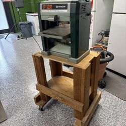 12 Inch Hitachi P12R Planer