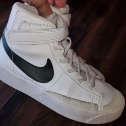 Used kids nike